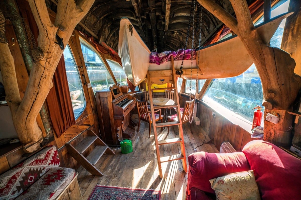 Houseboat ShorehambySea Dodge