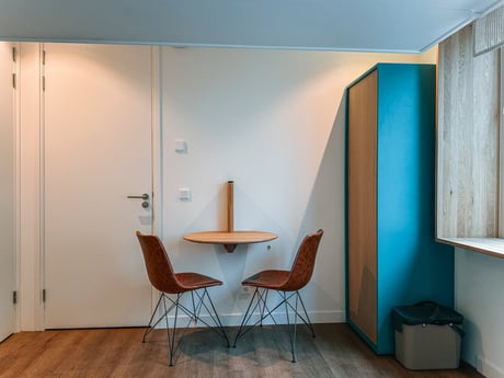 Table et chaises