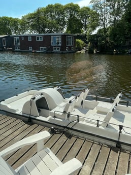 Waterfiets ter beschikking