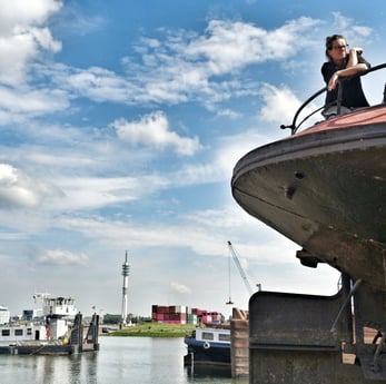 ship on land in the dockyard