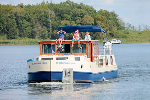 Houseboat 286 Müritz photo 9