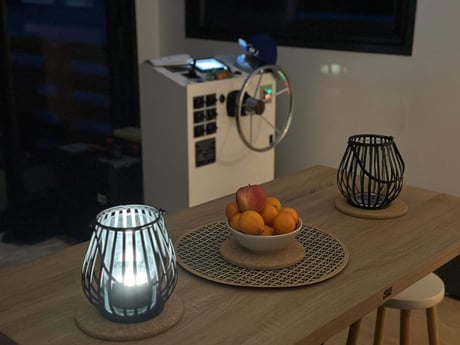 Table in the living Room : you can transform it