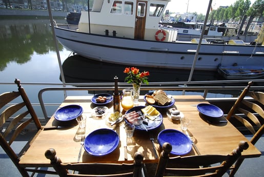 Houseboat 537 Rotterdam photo 6