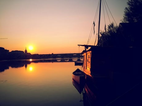 Romantic sunsets in Saumur