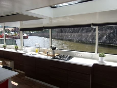 Houseboat 535 Amsterdam photo 6