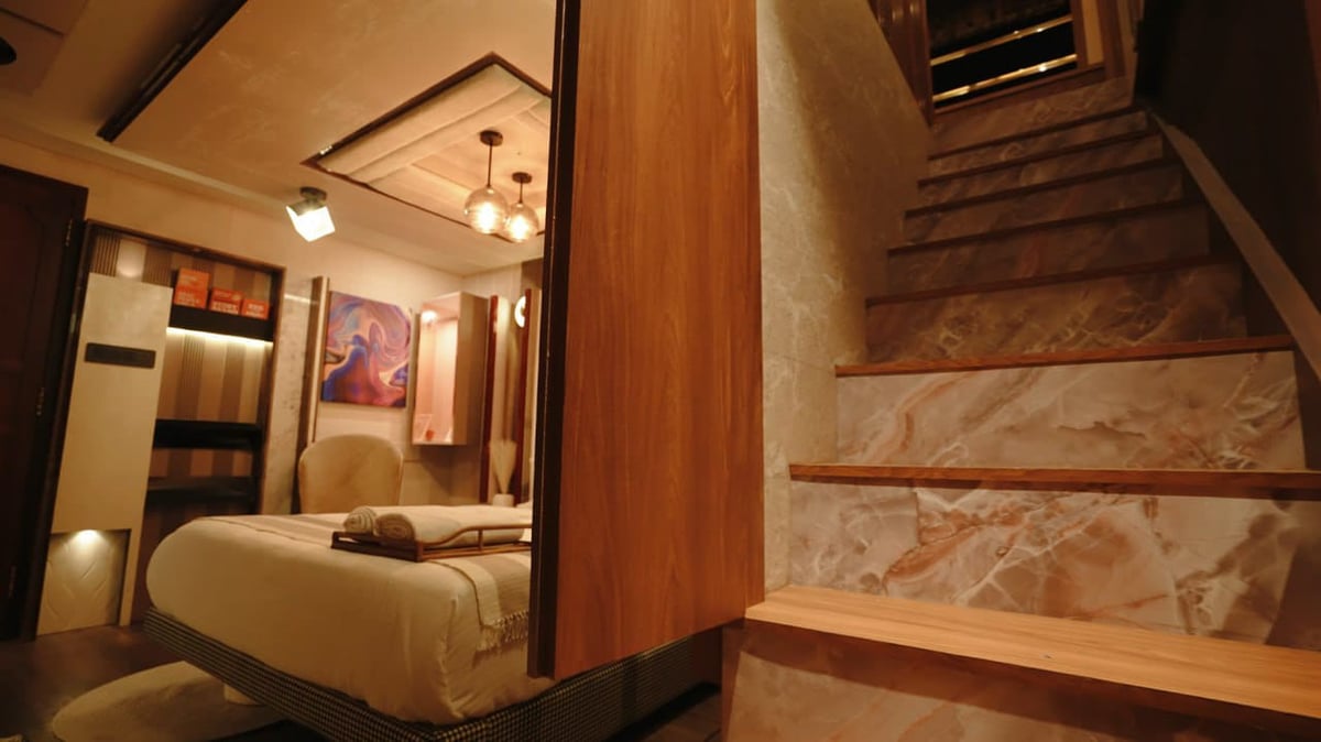Houseboat Alappuzha: Beach paradise: own bedroom on luxury houseboat