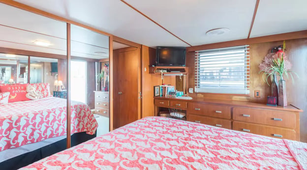 Houseboat 109 Sanford photo 19