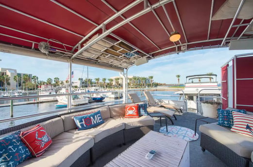 Houseboat 109 Sanford photo 6