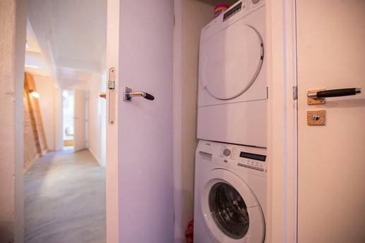 Lave-linge et sèche-linge haut de gamme.