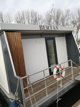 Bateau-maison 1115 Newport photo 13