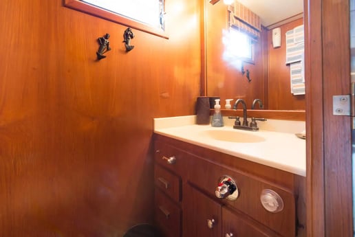 Houseboat 109 Sanford photo 21