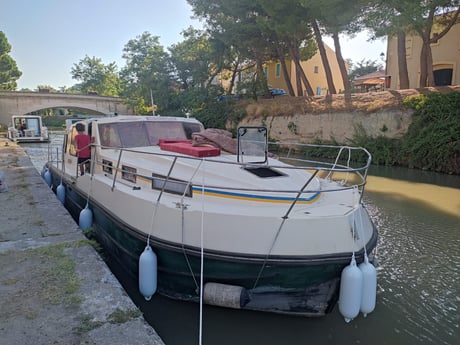 Bateau-maison 1021 Agde photo 0