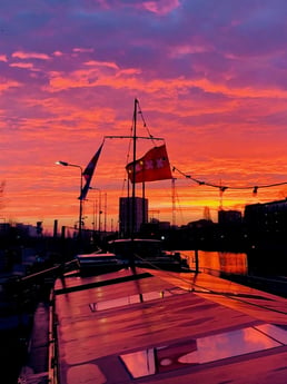 Coucher de soleil à bord