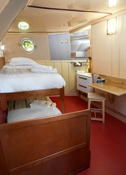 Schlafzimmer mit Etagenbett