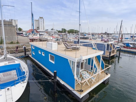 Houseboat 357 Fehmarn photo 6