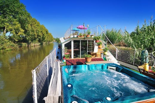 Jacuzzi en la terraza