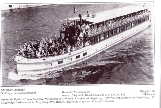 Das Schiff wurde 1929 gebaut und hat die Elbe befahren.