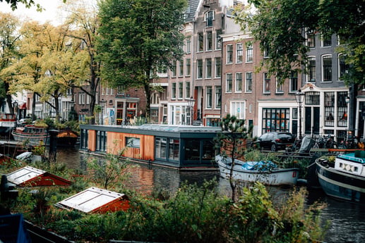 Hidden in the Amsterdam canals