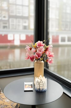 Blumen sind noch schöner... mit Wasser... rundherum