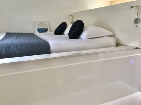 Kingsize bed