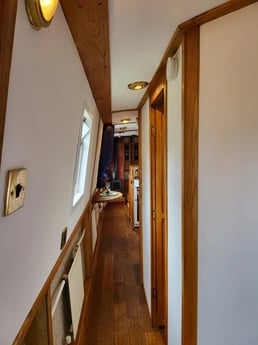 Houseboat 1066 London photo 8