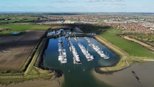 Bateau-maison 1022 Burnham-on-Crouch photo 0