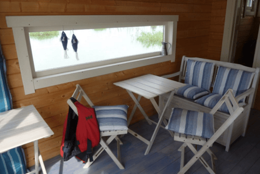 Bequeme Sitzecke im Hausboot