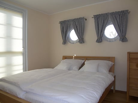 Double bed