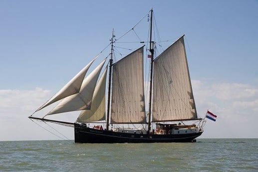 Le bateau, à la voile (Pas avant 2025)