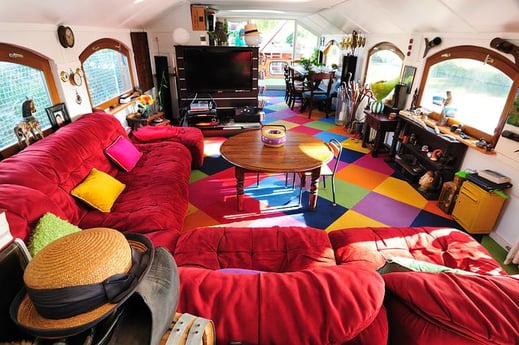 Cozy, spacious living room