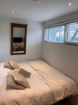 Bedrooms 2