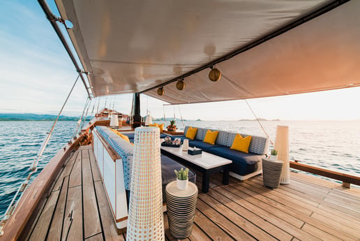 Zeilschip 762 Komodo foto 17