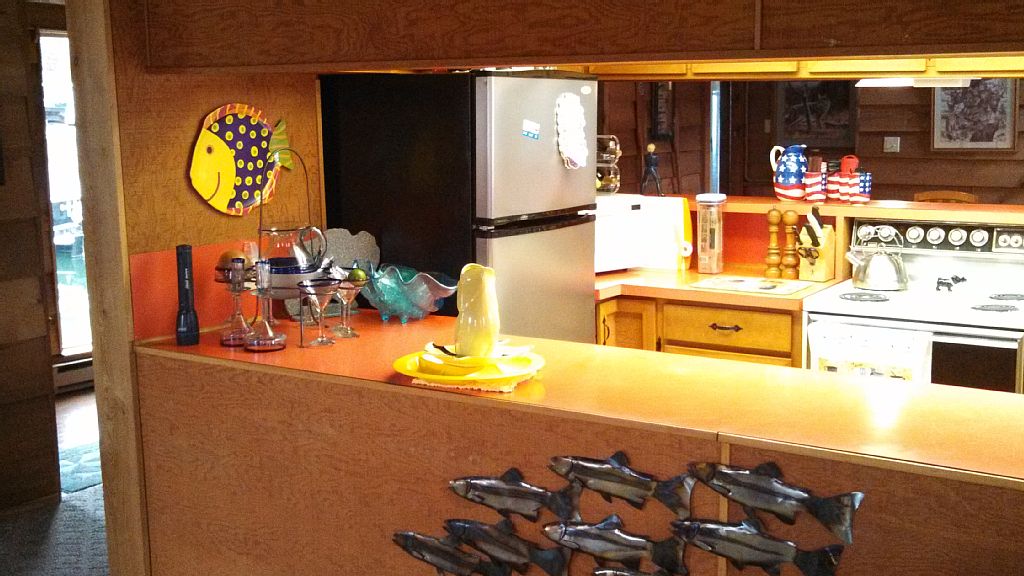 Houseboat Bayview Float House in Bayview