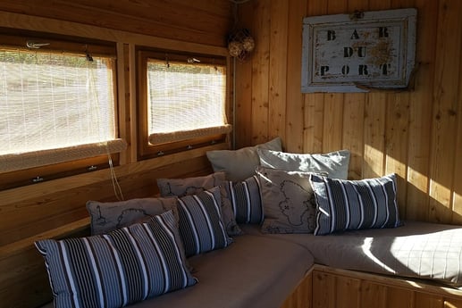 Houseboat 245 La Chapelle aux Naux photo 3
