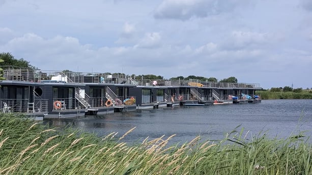 Woonboot 1159 Wangerland foto 48