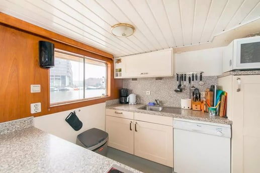 Houseboat 402 Amsterdam photo 13