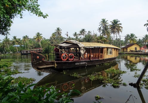 Traditionelles Hausboot