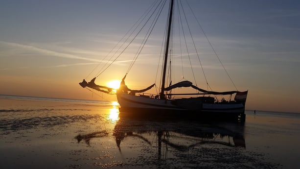 Woonboot 880 Enkhuizen foto 0