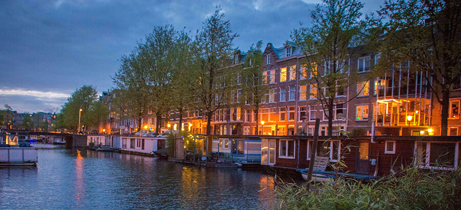 Erstaunliches Hausboot Amsterdam